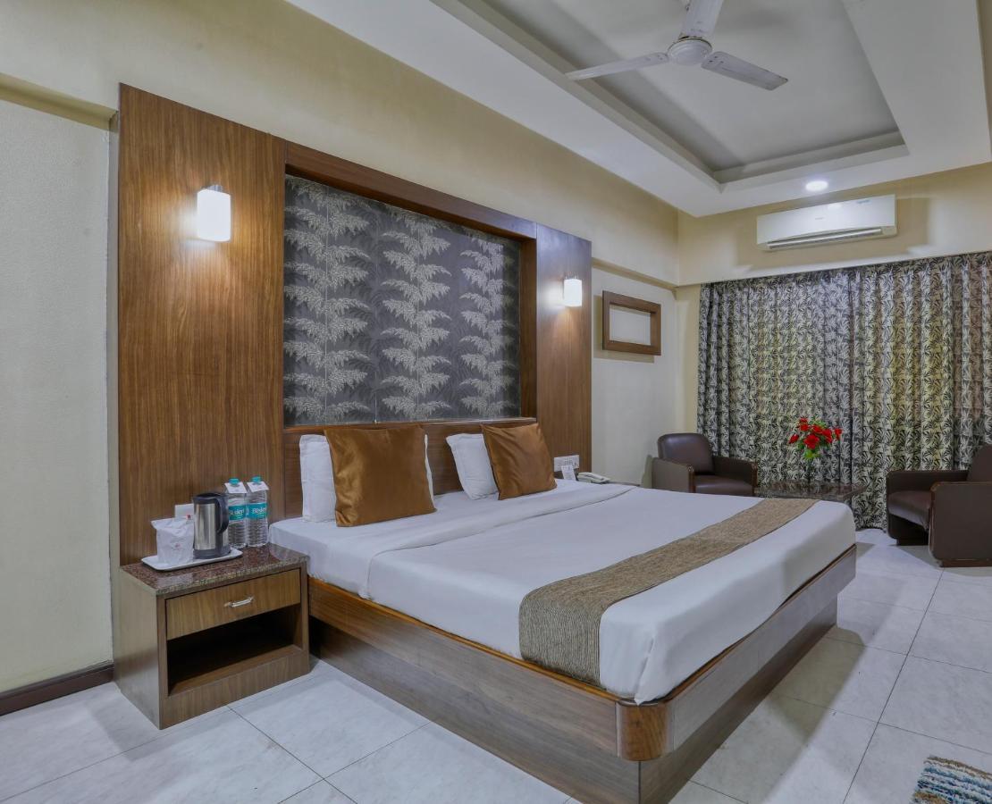 Hotel President, Pure Veg Indore Extérieur photo